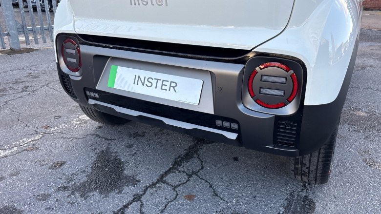 Hyundai INSTER 85kW Cross 49kWh 5dr Auto Electric Hatchback